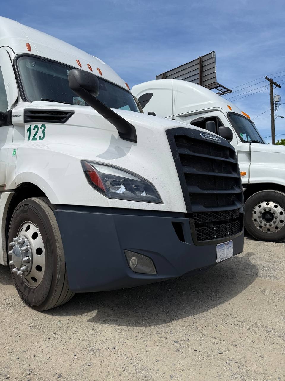 Hood Mirror RH Side Heated Fits Freightliner 2018+ A2275354001 ,A227390200 — photo 7