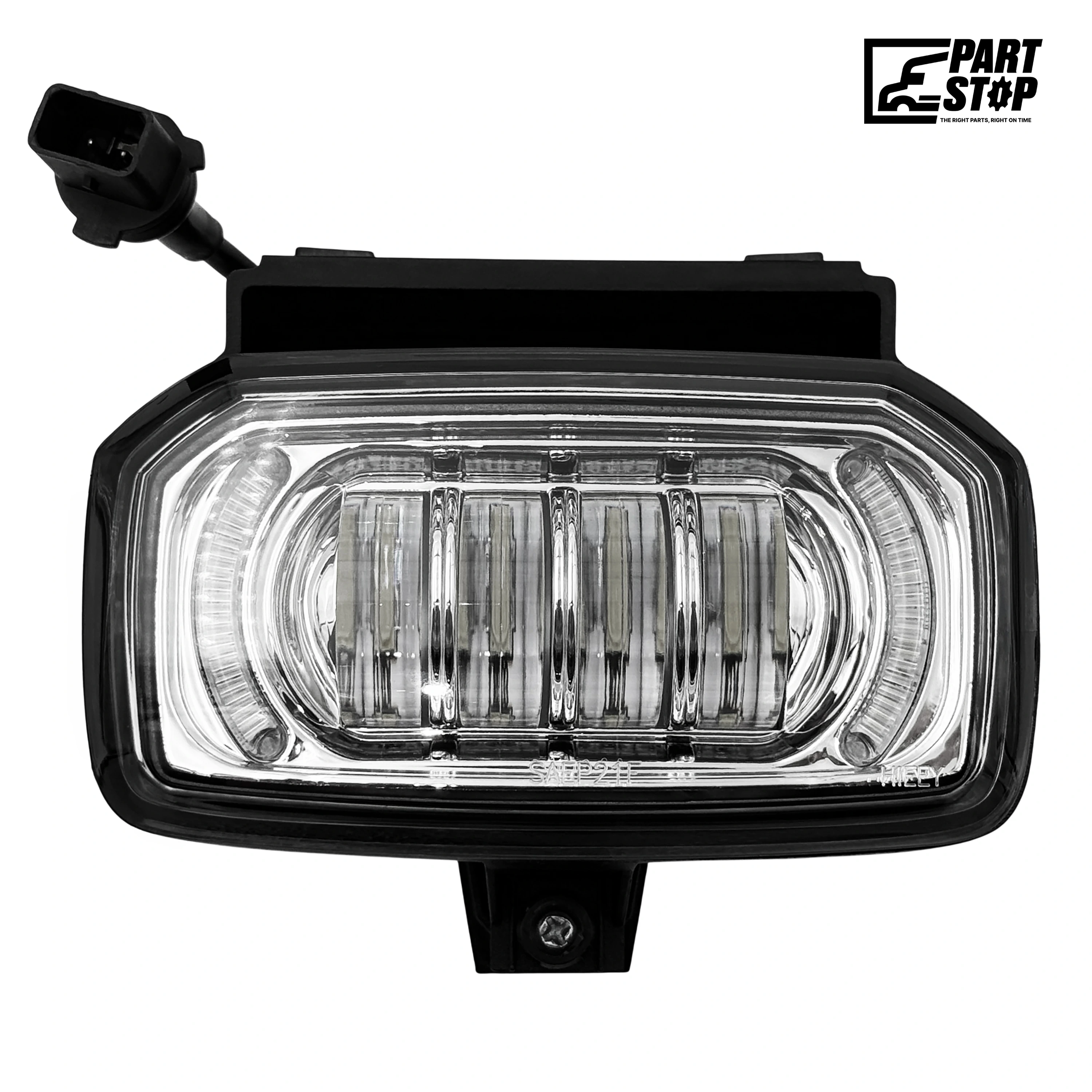 High-Performance LED Projector Fog Light for International LT / LT625 (2018–2025) - 6000K Bright White, IP67 Waterproof, Plug & Play Replacement