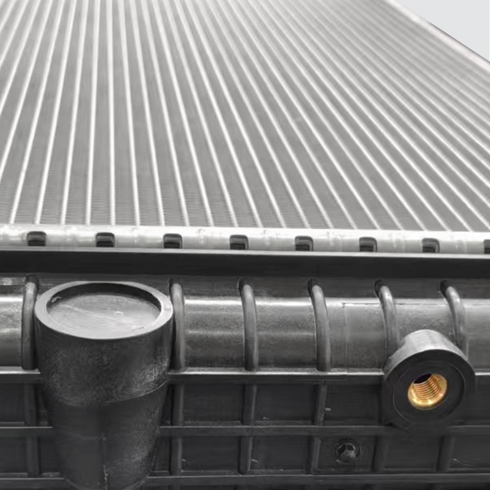 Radiator 0537145000 for Freightliner Cascadia 2012-2016, M2-112 2012-2014, w/o frame — photo 2