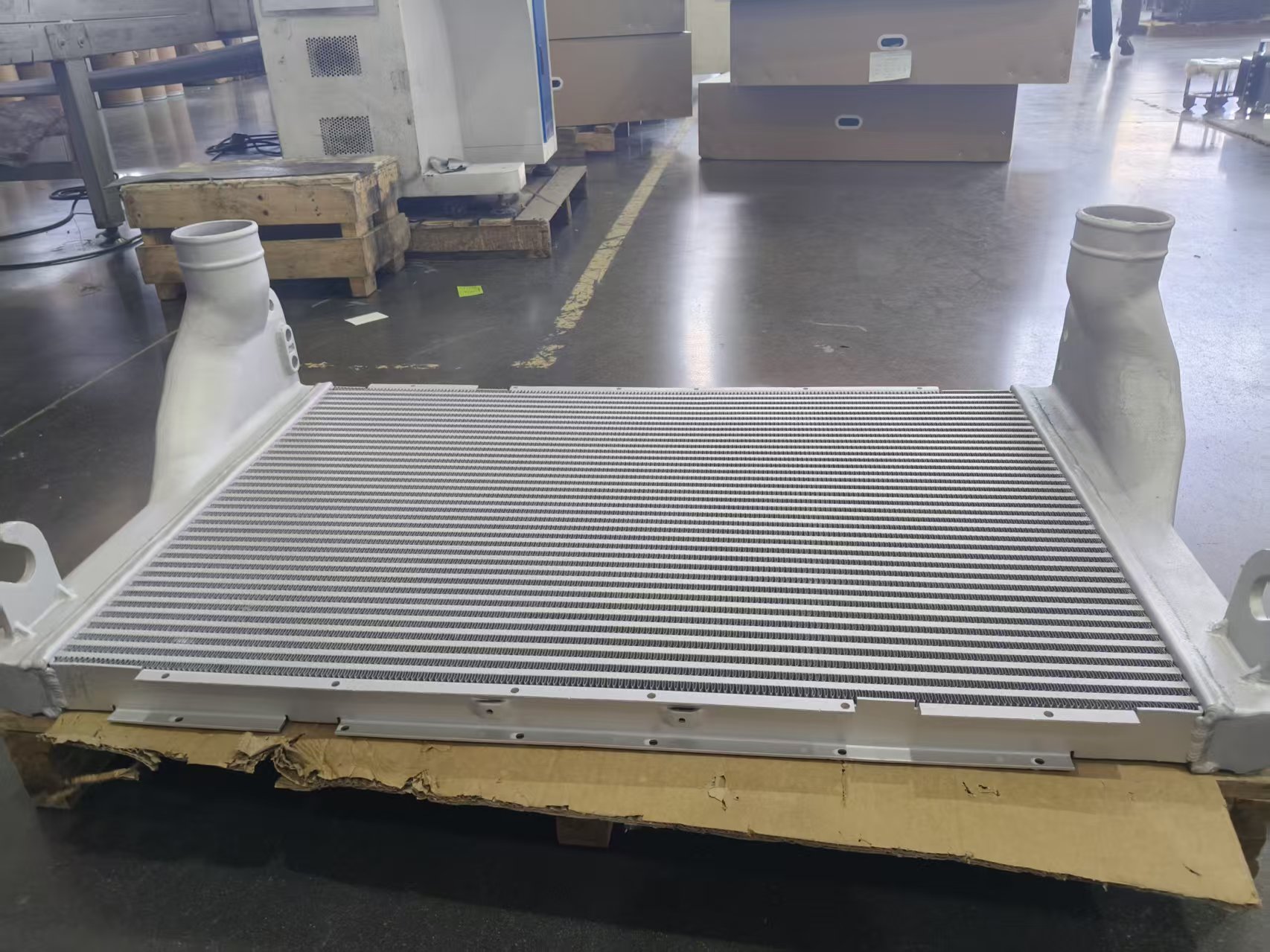 Charge Air Cooler,for Peterbilt/Kenworth,Extruded Tube,Replace PET17718 — photo 2